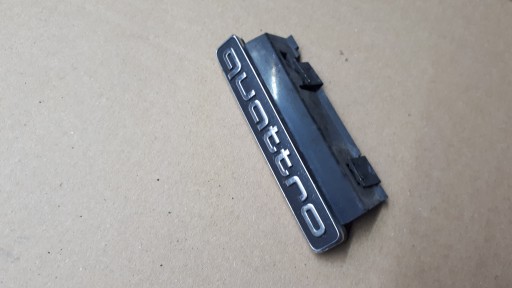 A4 B9 8W надпись quattro эмблема 8W0853736B