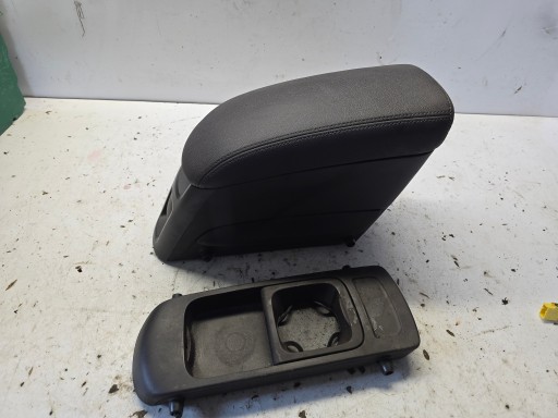 OPEL MERIVA B II 2 bracciolo TACKA Z UCHWYTEM per KUBKI Originale