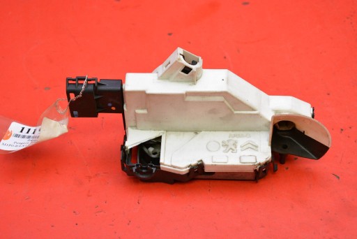 lock door left front front EU PSA567148 PEUGEOT 308 1 and T7 5D HB 07-11