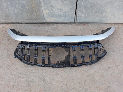 MERCEDES EQA W243 РЕШЕТКА ПЕРЕДНЯЯ РАМА A2438880600