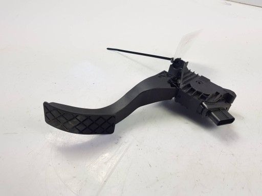 PEDAL potentiometer Gas 5Q1723503H VOLKSWAGEN PASSAT B8