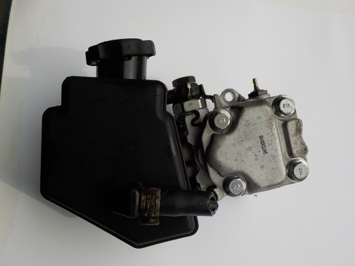 SAAB 9-3 II 2.0 B Pompa servosterzo non ce l’ha