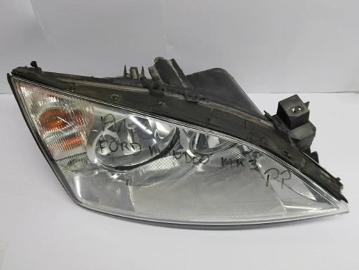 Ford Mondeo Mk III 2000 lights front 1S7113005AJ