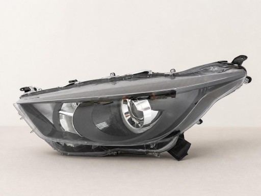TOYOTA YARIS IV 4 XP210 20- light normal lens left front EUROPA