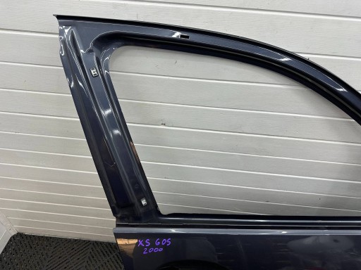 door front front side right BMW X5 G05