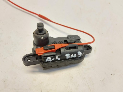 Audi A4 B9 8W LIFT Kombi 8W9 Dämpfer Klappen Tankklappe des Kraftstoffsbehälters 8V0862153B
