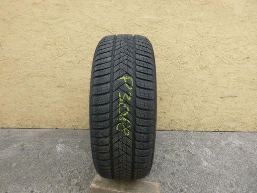 Зимняя шина PIRELLI SOTTOZERO 3 225 60 R17 99H