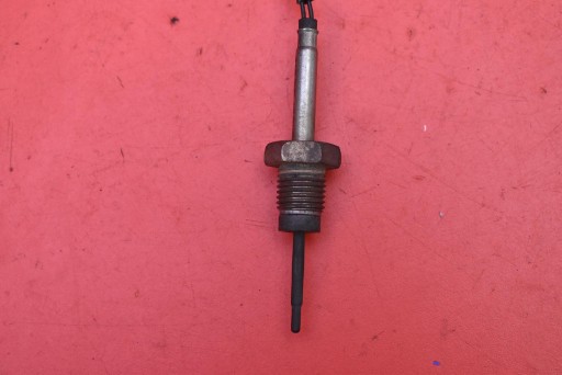 Sensor TEMPERATURY Gase 04L906088CT SKODA RAPID 1 und 1.6 TDI 116 KM 12-17
