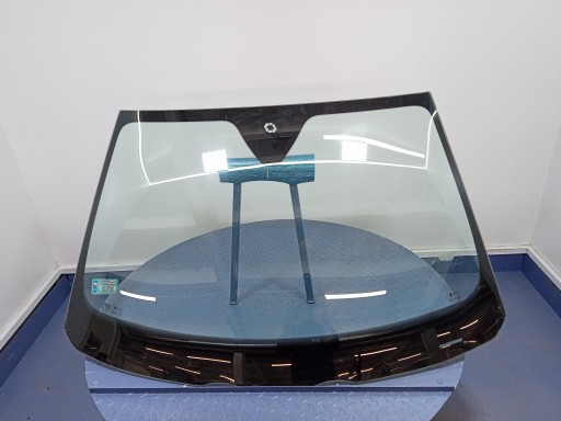 VOLVO C70 II лобове скло