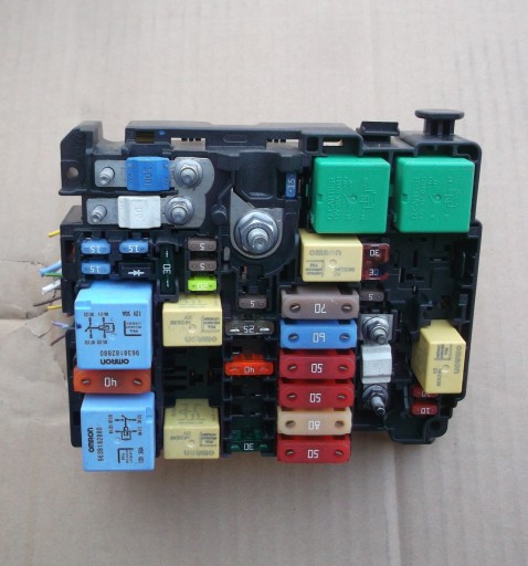 9804848580 - Peugeot 308 ii t9 1.2 vti bsm модуль