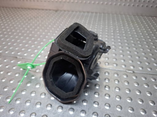 drain air air conditioning devices right A2058309905 MERCEDES GLC W253 OE