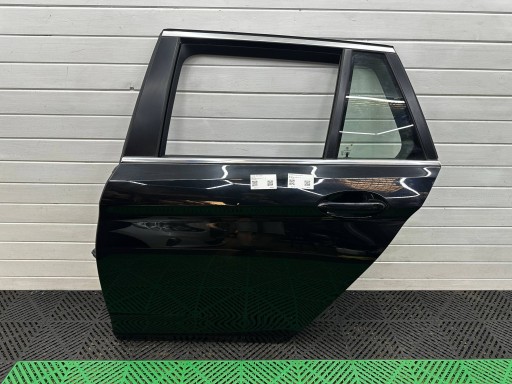 door rear. rear part side left BMW 5 G31 colour 475