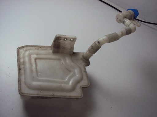 1K0955453Q - БАЧОК ОМЫВАТЕЛЯ SKODA OCTAVIA II 04-13