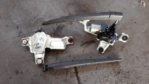 HYUNDAI i10 III 2020-мотор склоочисника задній