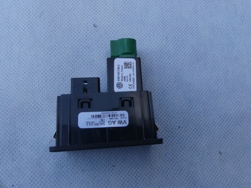 DW ГОЛЬФ 7 ПОРТ USB 5Q0035726E 5G0035222E