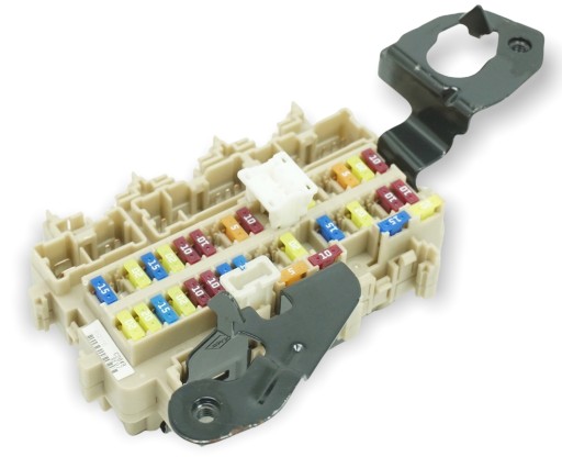 Блок предохранителей Renault Kadjar 8901R