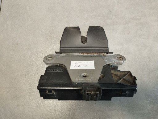 Ford Focus II de la Serrure du capot Porte coffre hayon 01041111905