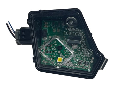 * DS3 CROSSBACK ЛЕВЫЙ СВЕТ ЗЕРКАЛА 8902-600