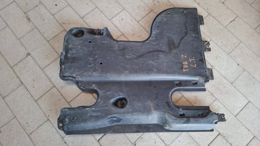 cover chassis side rear part side left Volkswagen Touran III 5QA825206B