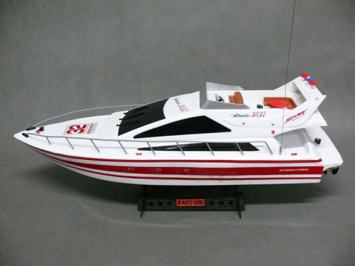 3837 Yacht Atlantic Heng Long 2,4 GHz (5906453745268) • Cena