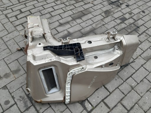 SUZUKI GRAND VITARA II ЗАДНИЙ РЕМЕНЬ ПРАВАЯ СТОЙКА