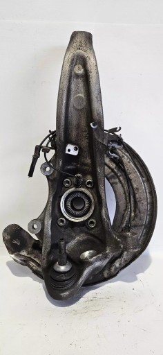 otoč čepu levý předek BMW 5 G30 17- X DRIVE