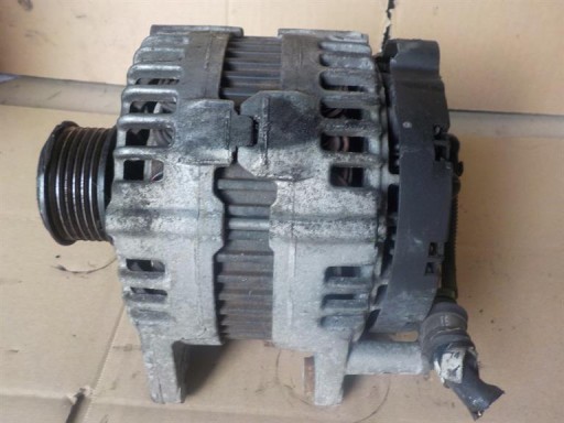 VW PASSAT B6 2.0 TDI alternator 03G903023