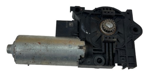 BMW X5 G05 motor motorek střešního okna 10030661A