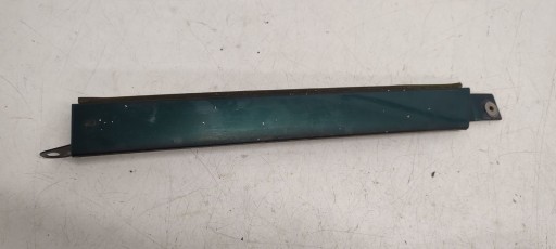 moulding below lampe left right Mercedes W124 kombi 269