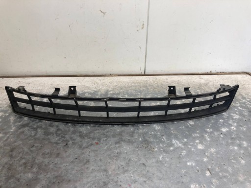 Lüftungsgitter mitte der Stoßstange vorne OPEL MERIVA B LIFT 13378395