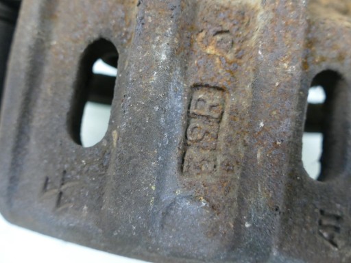 MITSUBISHI OUTLANDER III 2.2 DI-D caliper brake right front