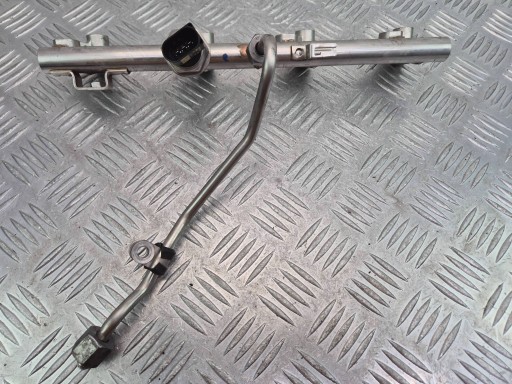 Mercedes E250 CGI W212 fuel line A2710705195 M271