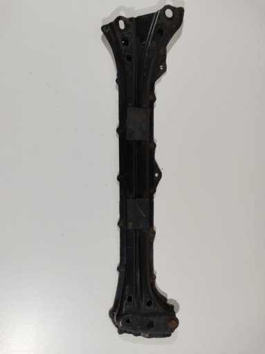 LEXUS IS300H 13R КРЕПЛЕНИЕ ПРАВАЯ БАЛКА