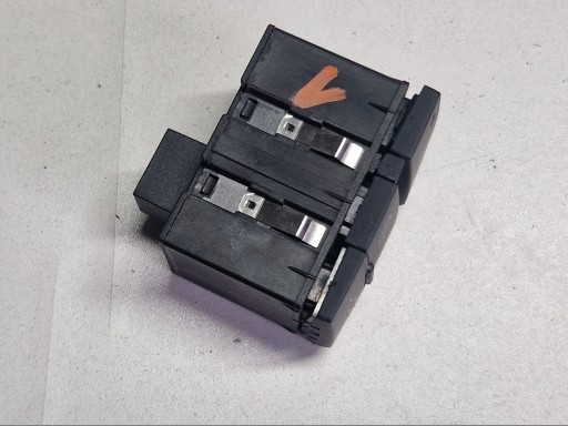 AUDI Q7 4L switch PDC switch 4L1927123A