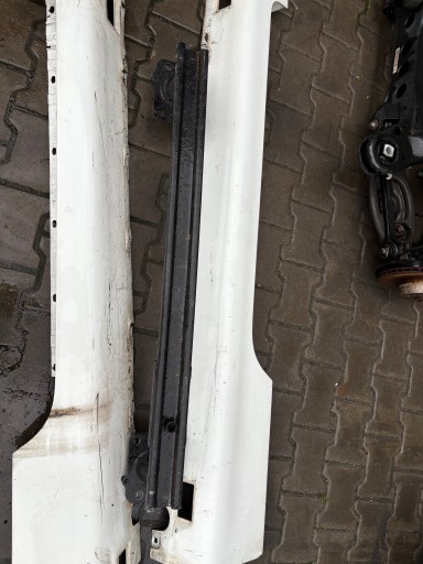 Peugeot 3008 5008 and bumper support of the front bumper front