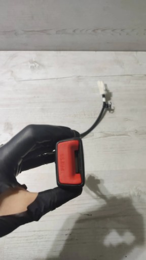 KIA Rio IV 18r right side Klamra of the front supports safety