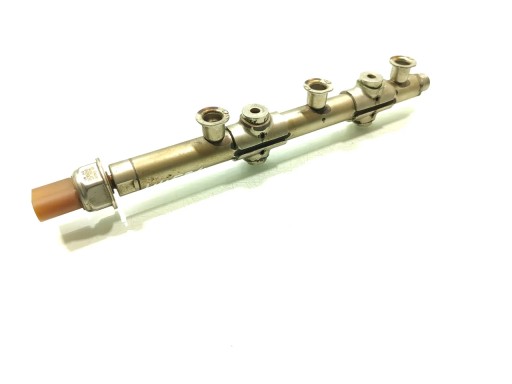 04C906054B - VW Polo Топливная рампа 1.0 TSI Бензин