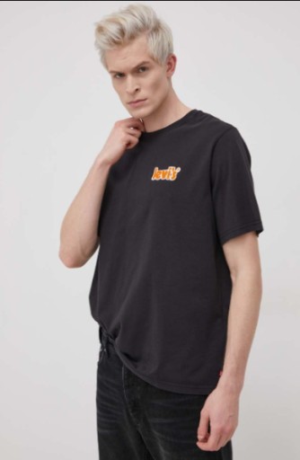 levis Levi's Bavlnené tričko čierne s aplikáciou veľ. M