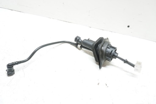 Насос зчеплення VOLVO V50 2.0 D