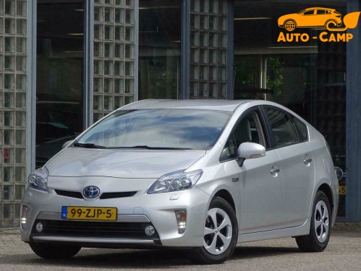 Toyota Prius III Prius+ silniki, dane, testy