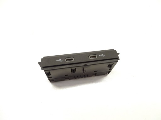 PANEL adapter PORT vstup WYJSCIE 2X USB-C VW TIGUAN II 5NA035736