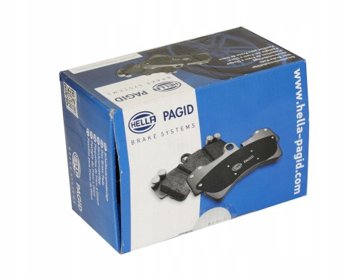 8DB 355 - Гальмівні колодки задні HELLA RENAULT Laguna III 3