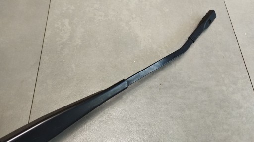 Audi Q3 F3 83a wiper arm left 83B955407A