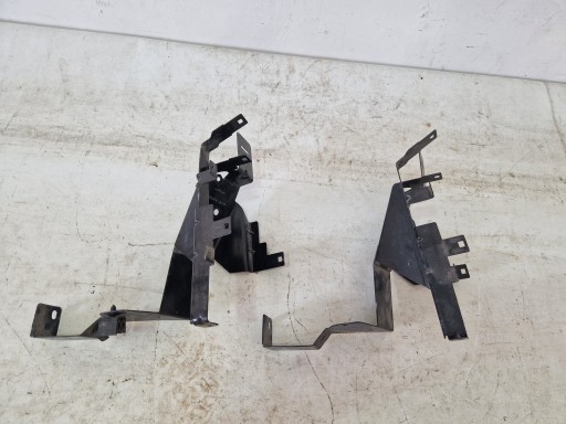Dodge Challenger Charger 15- držač kutija z bezpiecznikami 68244160AD