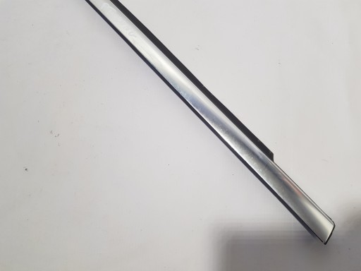 moulding door right rear part dust CHROM MERCEDES W251 LONG