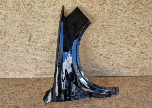 4M - Audi q7 4m0 праве переднє крило