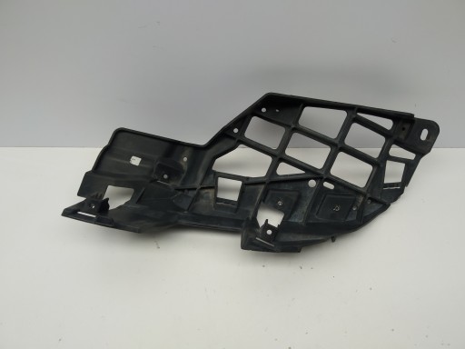 W117 Mercedes CLA Console Support plaque Support Poignée de l’échappement Droite Pare choc Arrière