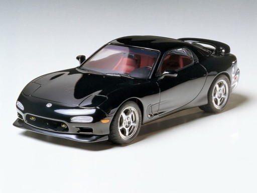 マツダ　Mazda RX-7 (FD3S 2001) R-spec 1/24 Amazon.com: Aoshima Mazda FD3S RX-7 Spirit R Type B '02 1:24