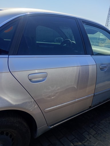 Tür rechts hinten heck Audi A4 B7 05-08 kod lakieru 5B5B