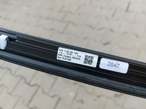 BMW i4 G26 4 GranCoupe, 2023 díszléc tetői -ra tető tető jobb eredeti